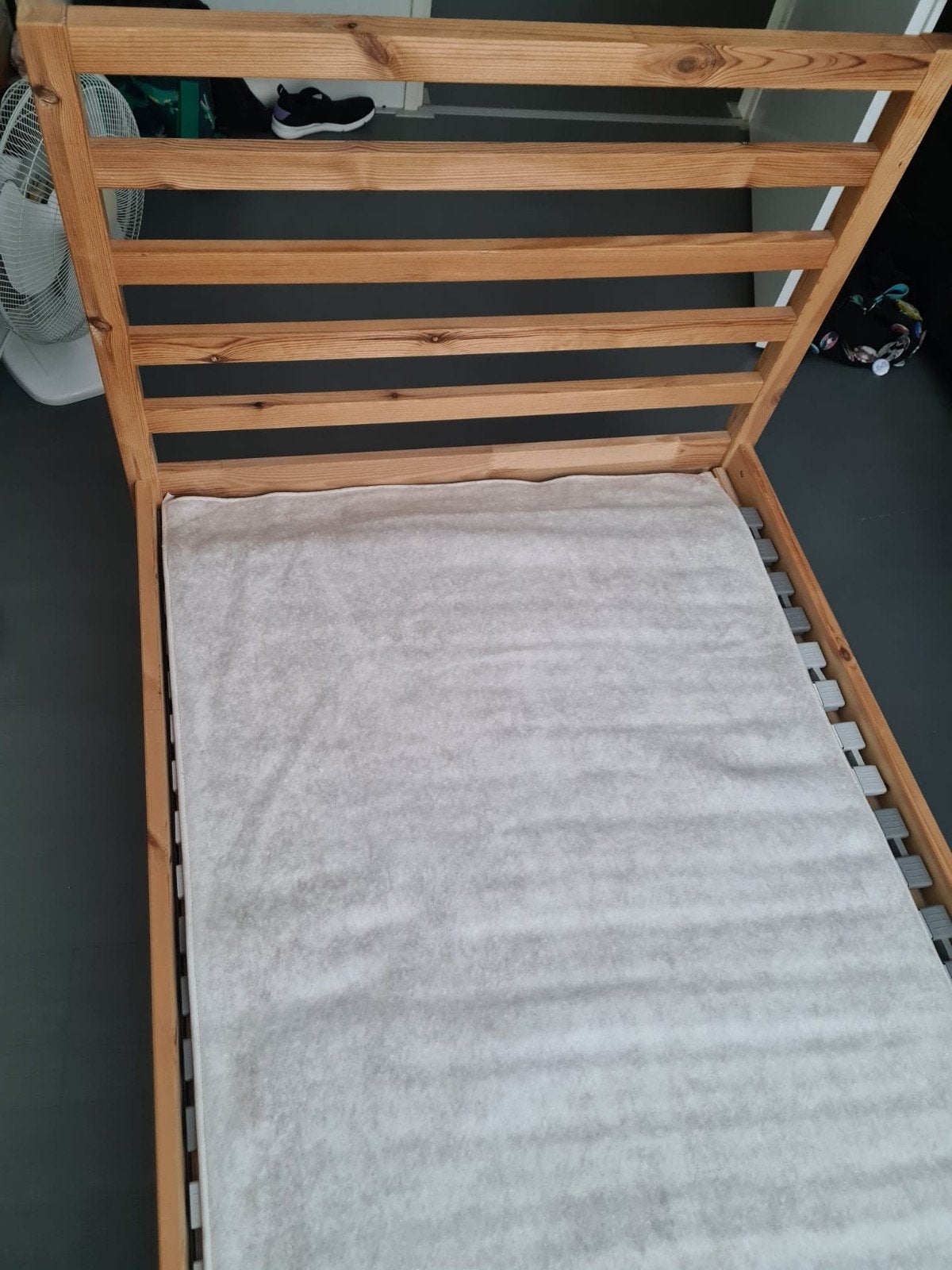 IKEA Tarva bedframe 90x200 (zonder lattenbodem), Huis en Inrichting, Slaapkamer | Bedden, Ophalen, Ikea Tarva, Gebruikt, 90 cm
