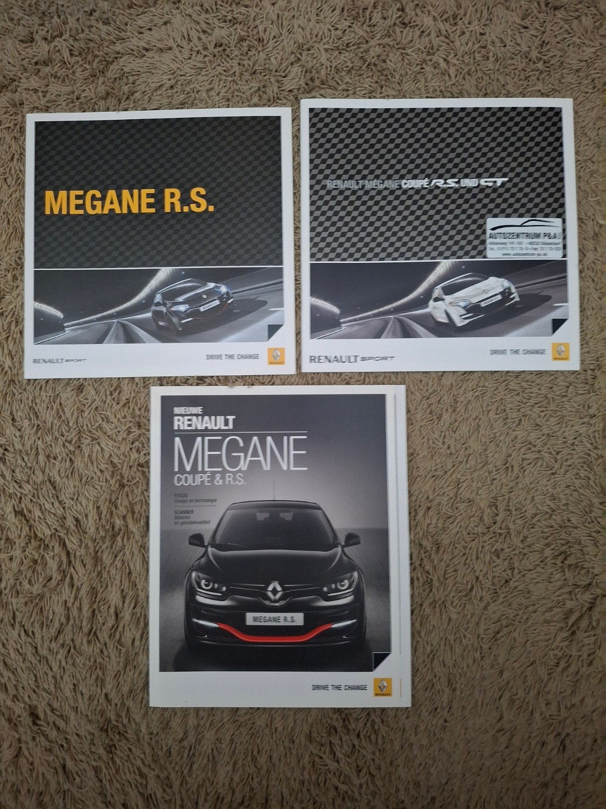 3x autofolder Renault Megane RS, Boeken, Auto's | Folders en Tijdschriften, Verzenden, Zo goed als nieuw, Renault