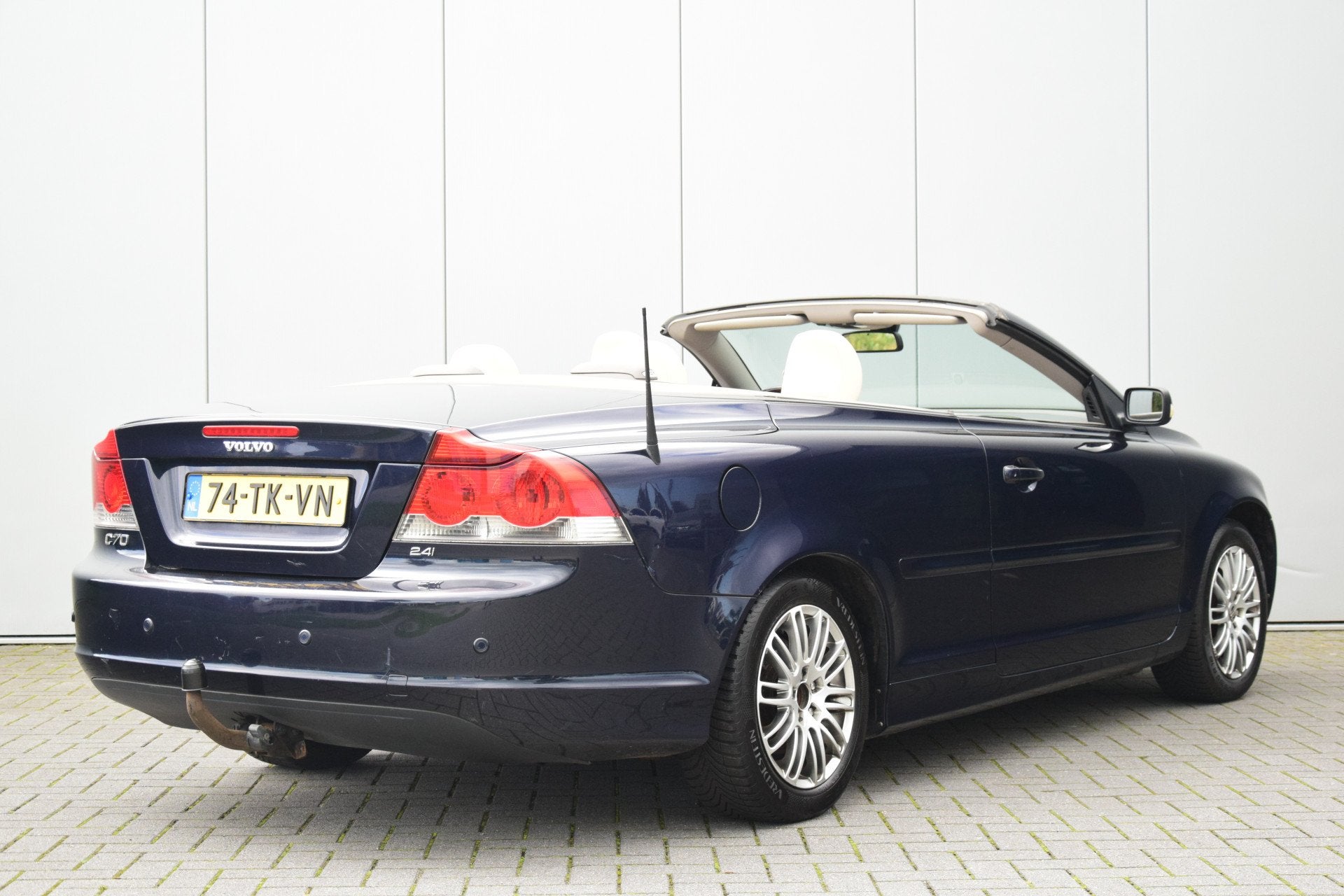 Volvo C70 Convertible 2.4i Summum (bj 2006), Auto's, Voorwielaandrijving, C70, Gebruikt, Zwart