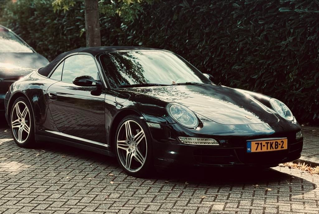 Porsche 911 3.8 Carrera 4S Cabrio AUT 2008 Zwart, Auto's, Porsche, Particulier, 4x4, Alarm, Climate control, Parkeersensor, Stoelverwarming