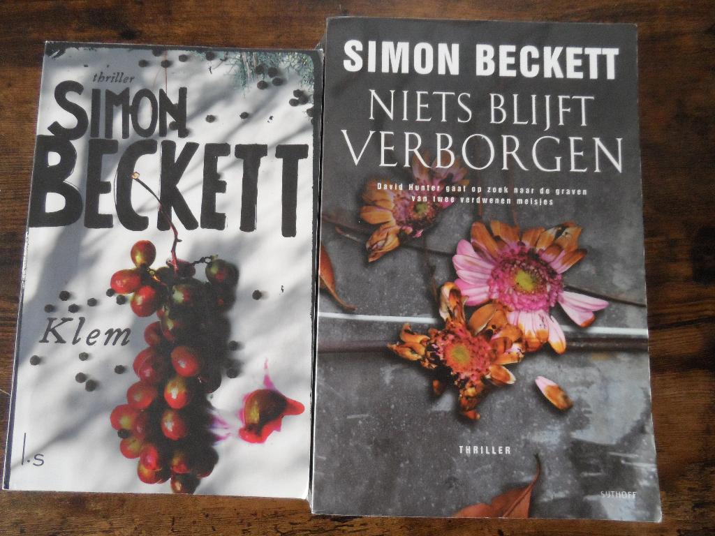 Simon Beckett 2 X, Ophalen of Verzenden, Zo goed als nieuw, Simon Beckett