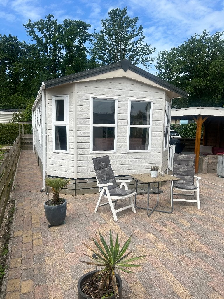 Mooie chalette koop op De Leughte Resort Renswouden, Tot en met 2