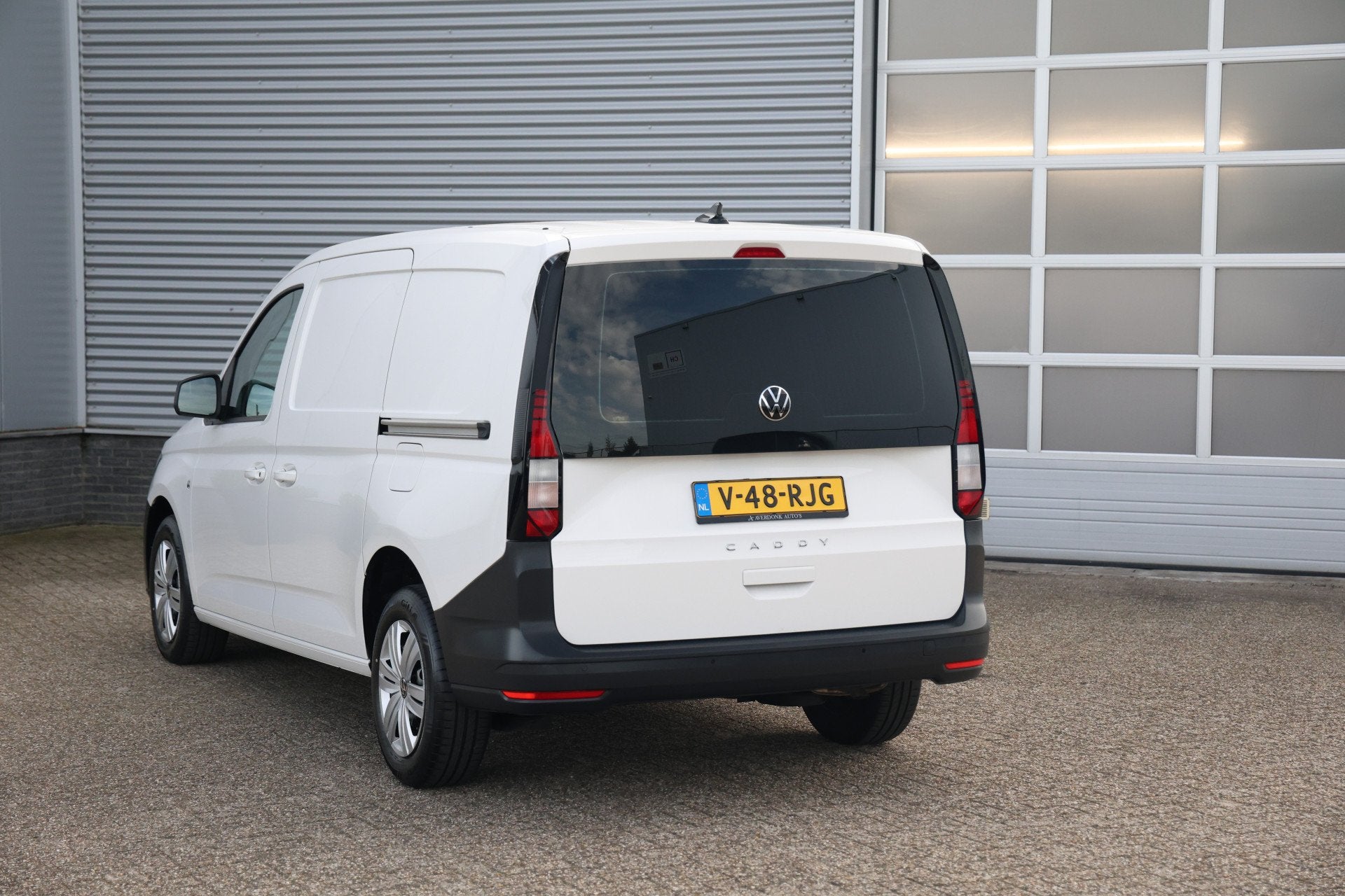 Volkswagen Caddy Cargo Maxi 1.5 TSI Benzine 2x Schuifdeur|Ca, Voorwielaandrijving, 4 cilinders, Lichtsensor, Volkswagen