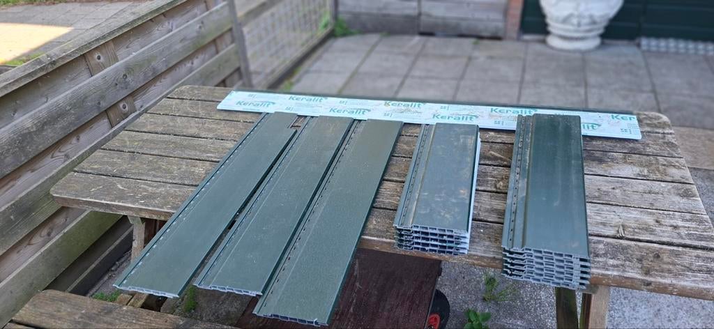 Keralit reststukken 143mm dennengroen ral 6009, Ophalen