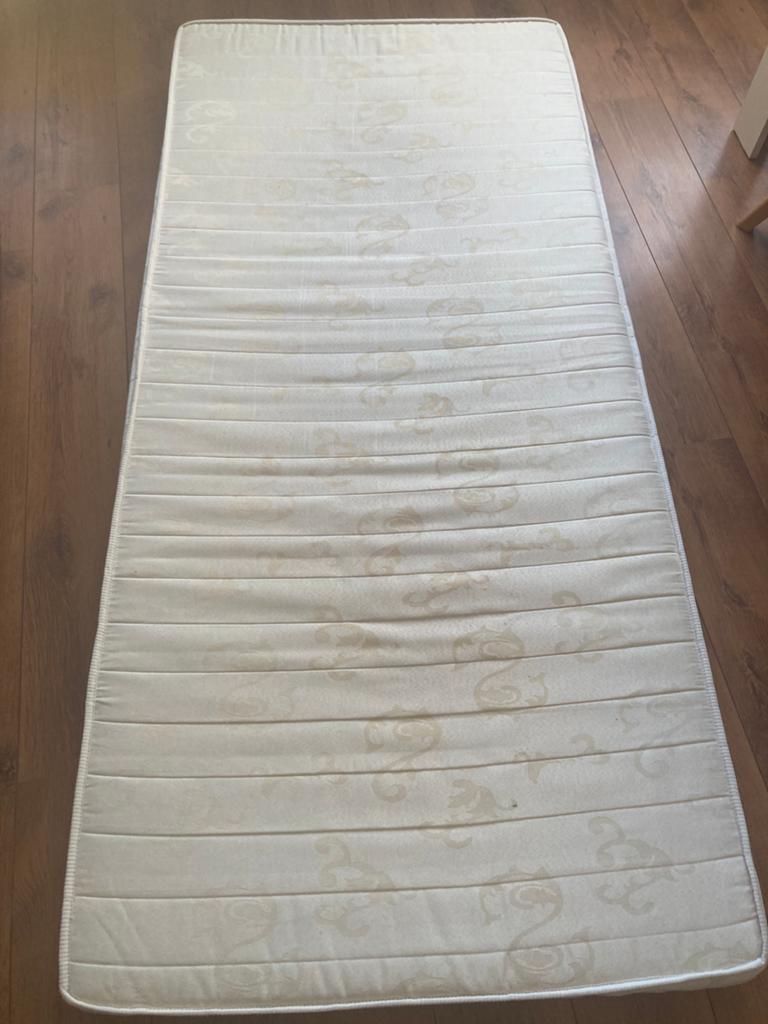 Eenpersoons matras 90 x 200 cm, Ophalen, Zo goed als nieuw, Eenpersoons, 90 cm