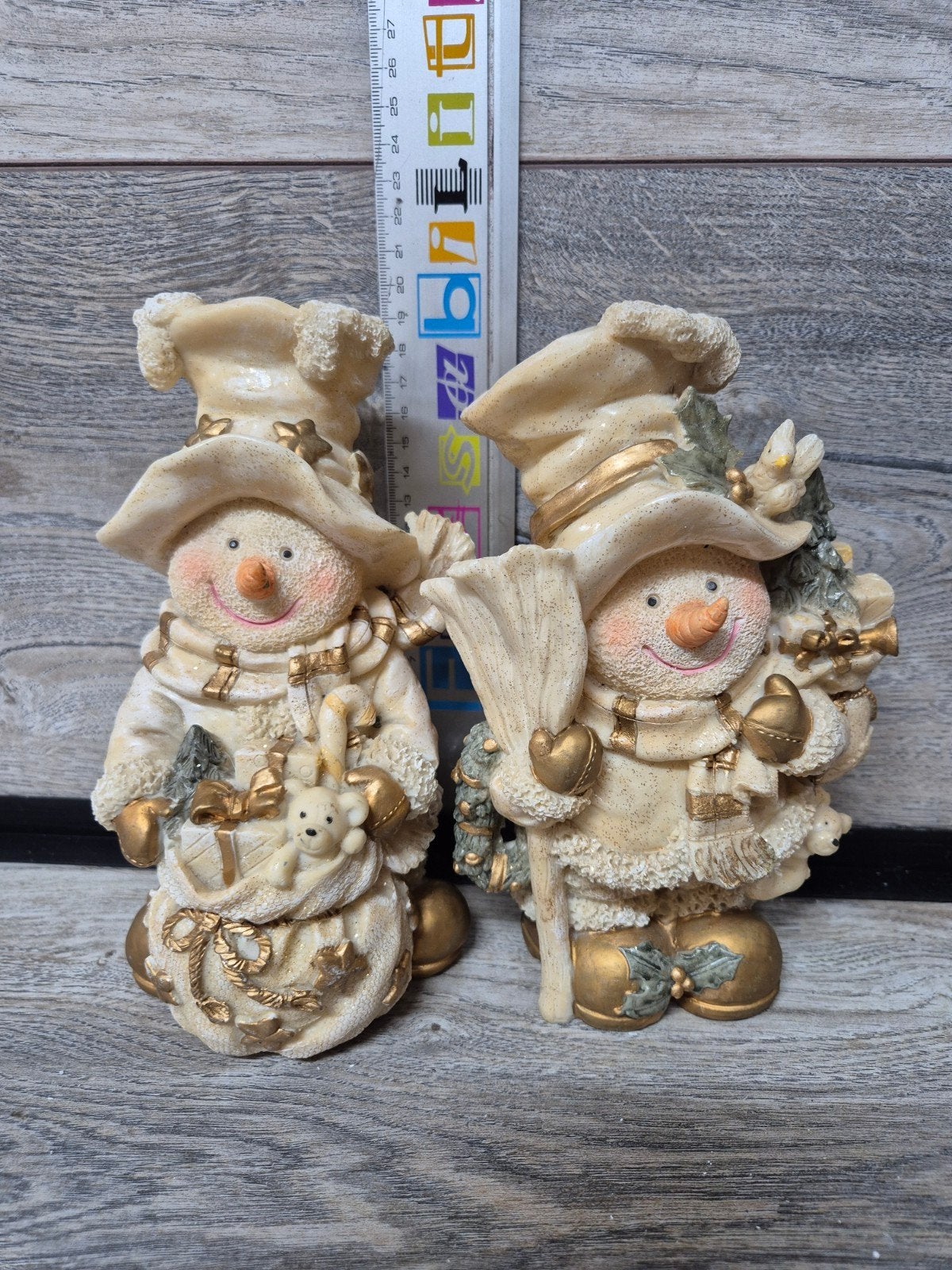 kerstdorp 2 mooie figuren kersthuisjes, Ophalen of Verzenden, Zo goed als nieuw