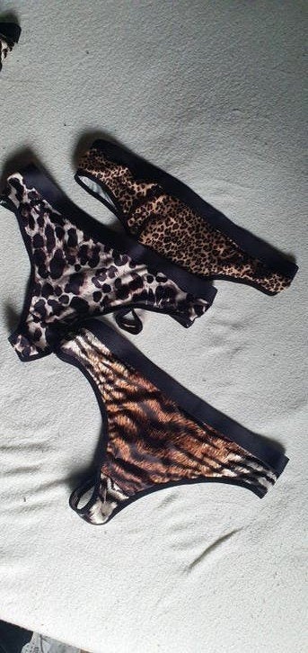 Setje strings met dierenprint, Ophalen of Verzenden, String