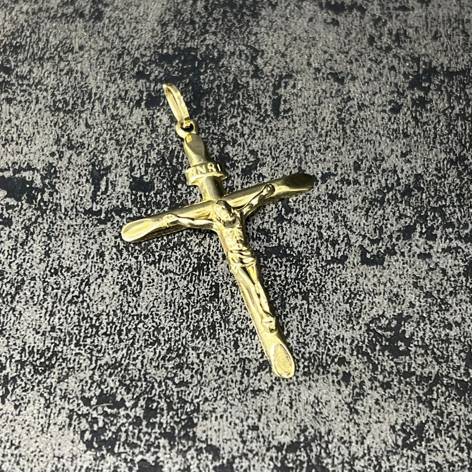14 karaat gouden kruis kettinghanger, Ophalen of Verzenden, Zo goed als nieuw, Goud, Kruis of Symbool