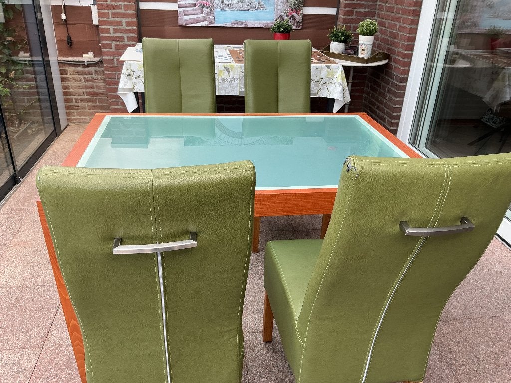 Eethoek met 4 stoelen, Ophalen, Gebruikt, 4 tot 6 stoelen