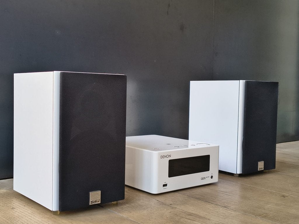 Witte Hifi Set: Denon CEOL Piccolo + Dali Zensor Pico's, Denon, Ophalen of Verzenden, Zo goed als nieuw, Microset