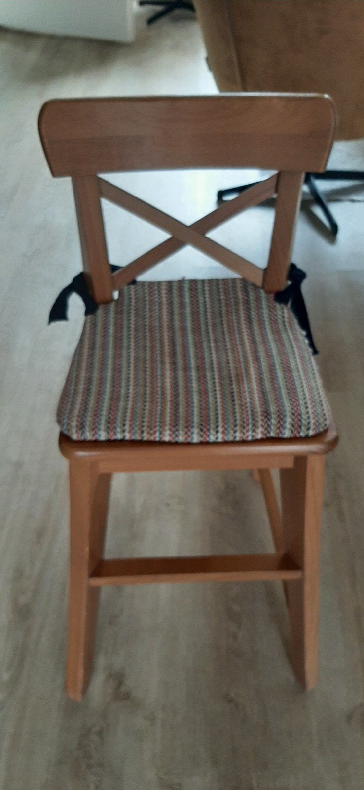 KLEUTERSTOEL KLEUR BEUKENHOUT MET KUSSENTJE, Ophalen, Gebruikt, Stoel(en)