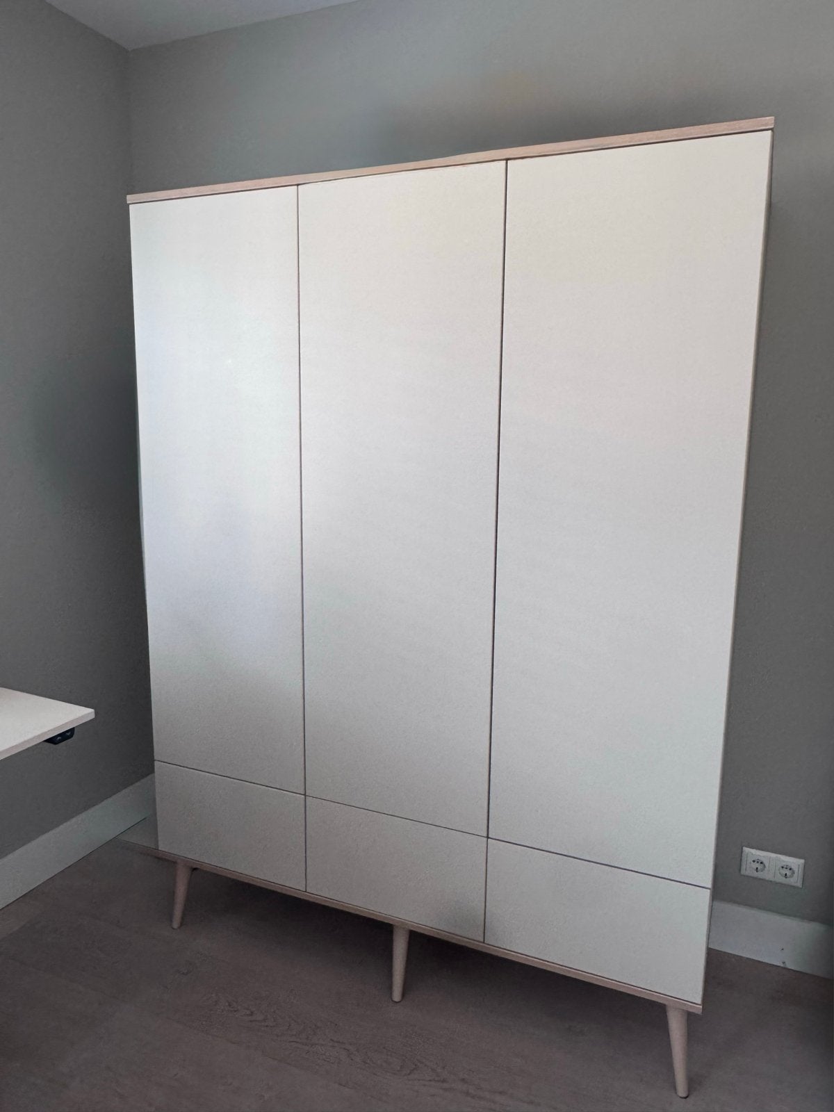 Quax Flow XL Kledingkast - Natural Oak / Clay, Huis en Inrichting, Ophalen, 100 tot 150 cm, Zo goed als nieuw, Met lade(s)