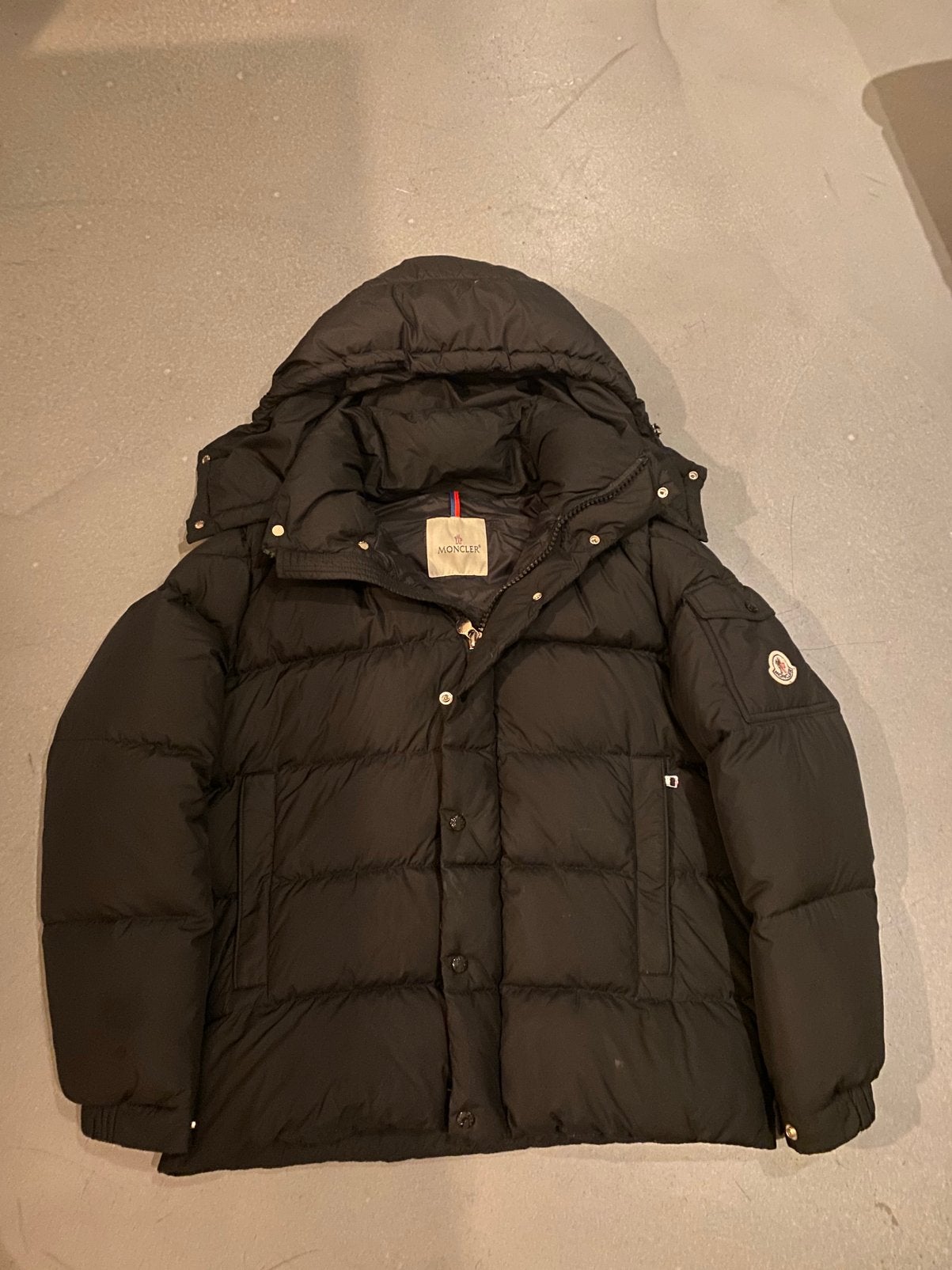 Moncler verzere, Kleding | Heren, Ophalen of Verzenden, Zo goed als nieuw, Maat 48/50 (M), Zwart