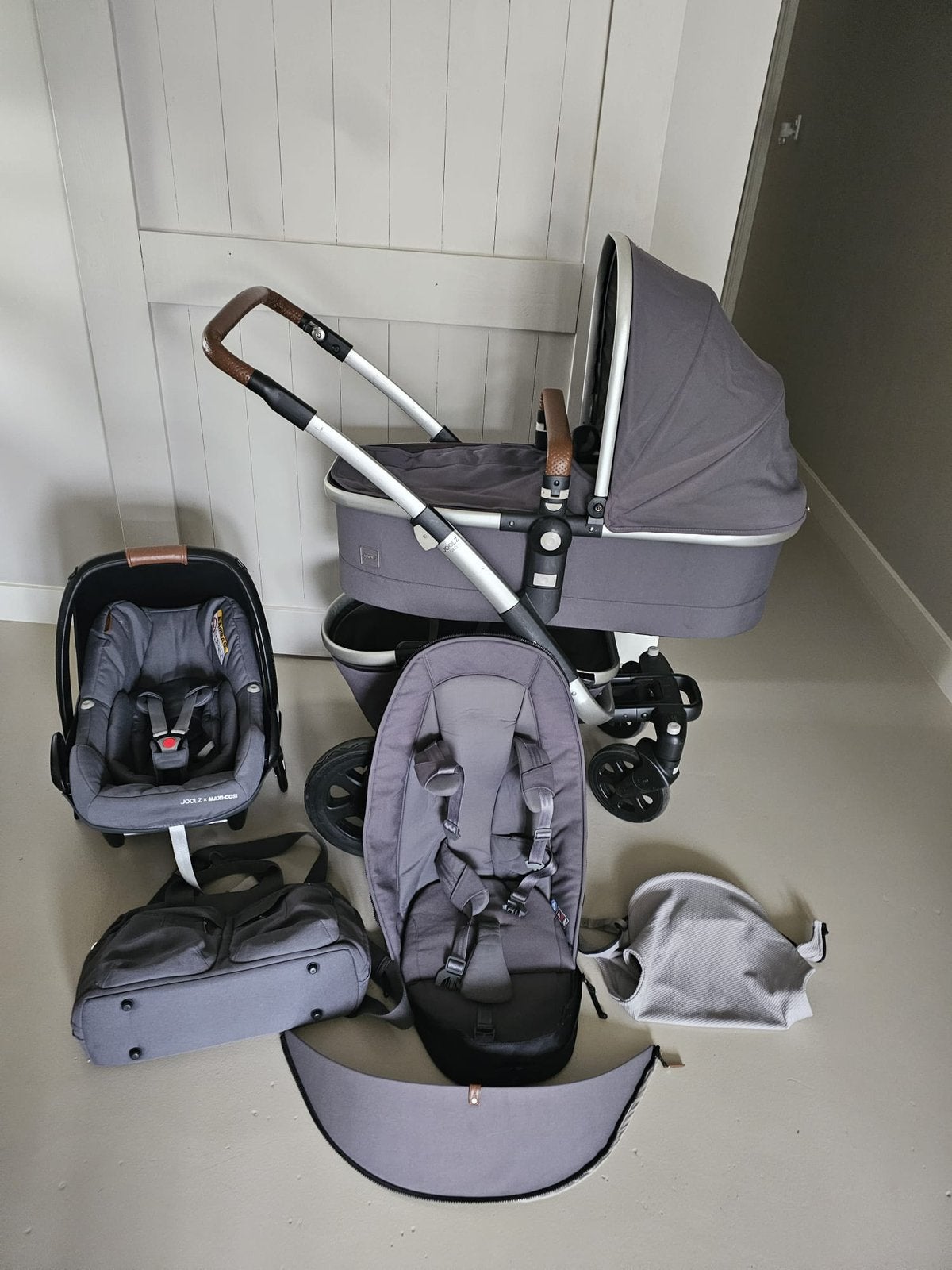 Joolz Geo² kinderwagen compleet – grijs – nette staat, Ophalen of Verzenden, Zo goed als nieuw, Overige merken