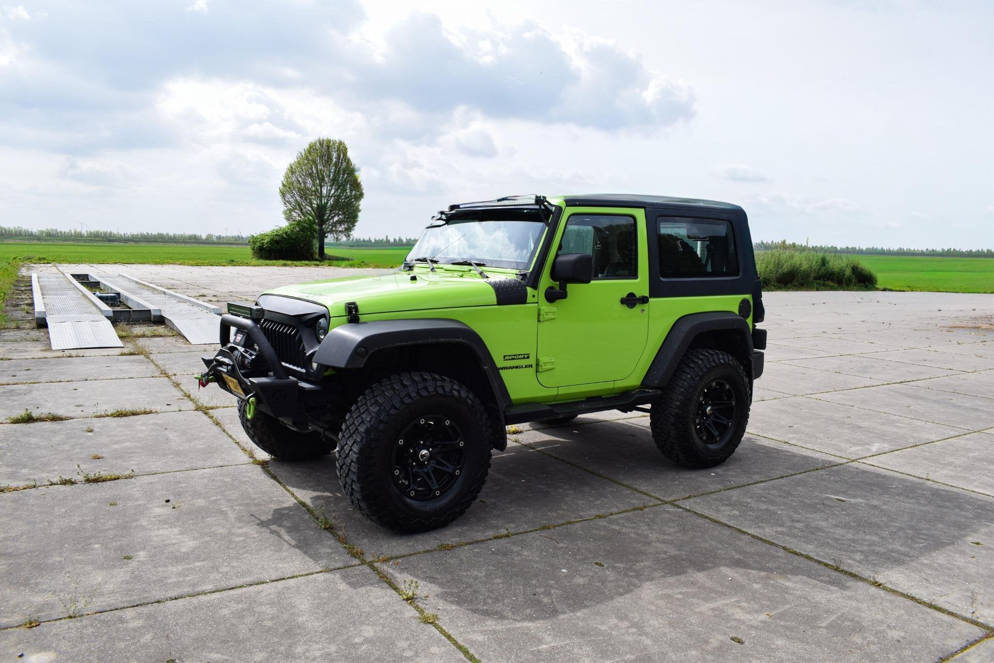 Jeep Wrangler 3.6 Mountain, Auto's, Jeep, Euro 5, Stof, Gebruikt, 4 stoelen