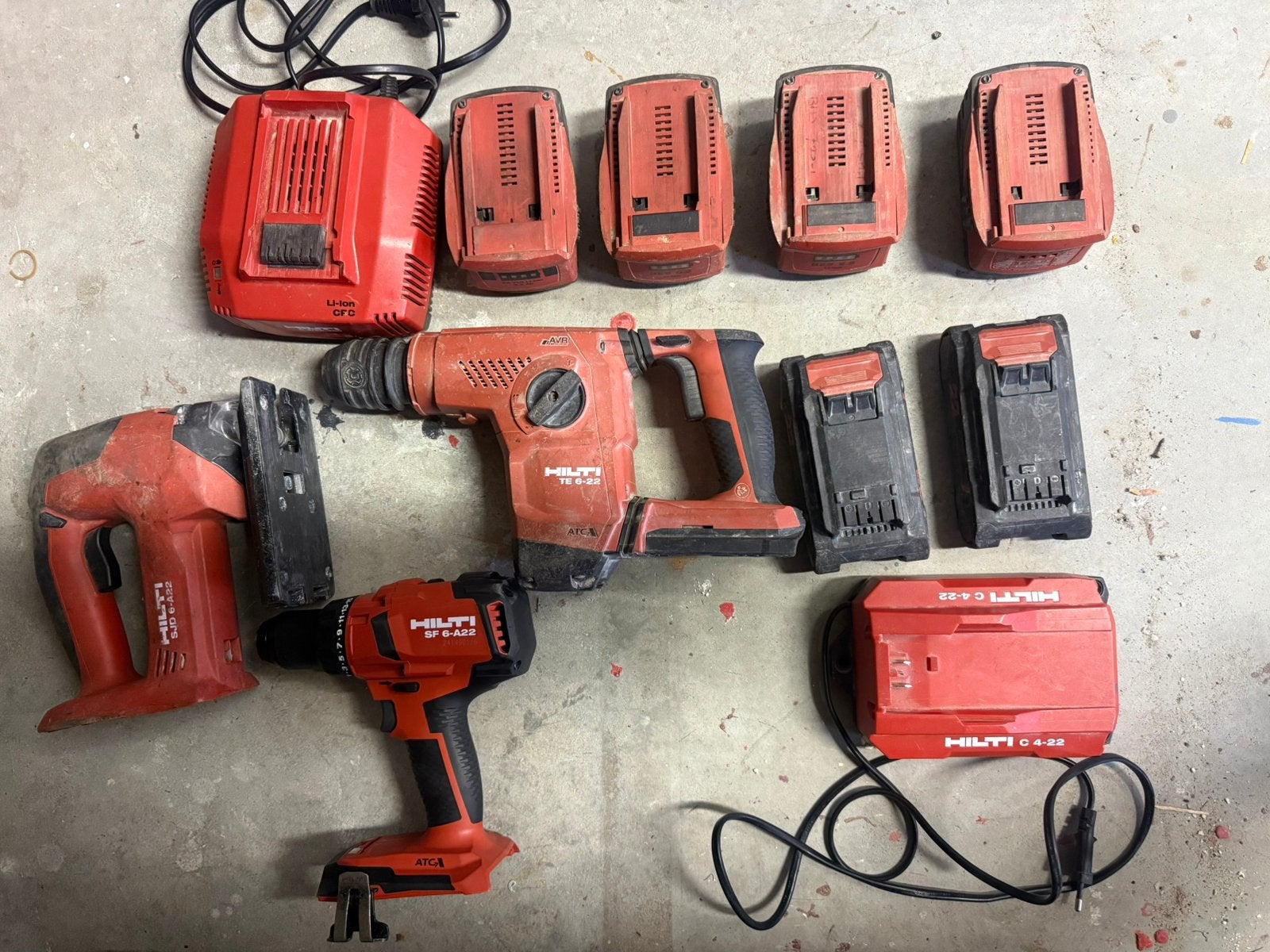 Hilti accu gereedschap set 3 machines, 6 accu’s en 2 laders, Doe-het-zelf en Verbouw, Ophalen of Verzenden, Zo goed als nieuw