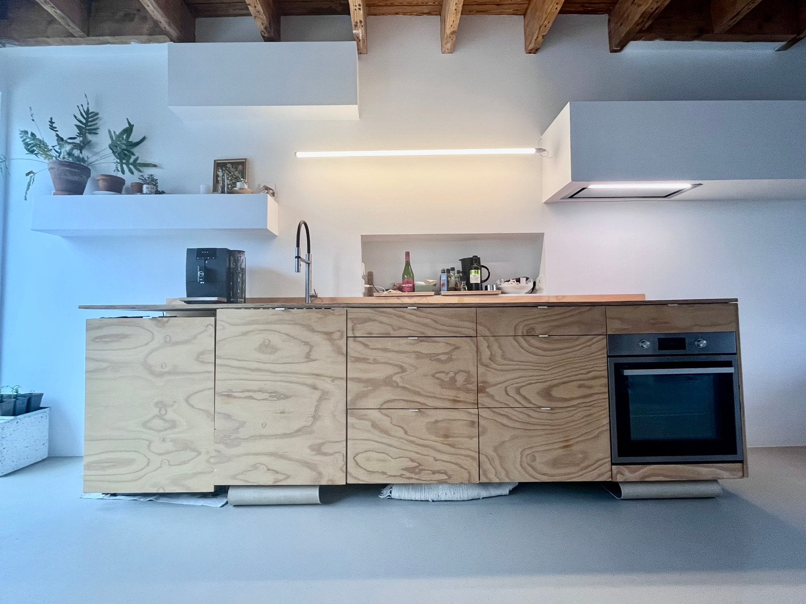 Te koop: zelfgemaakte keuken  met IKEA-kasten, Ophalen, Gebruikt, Overige kleuren, Enkelwandige keuken