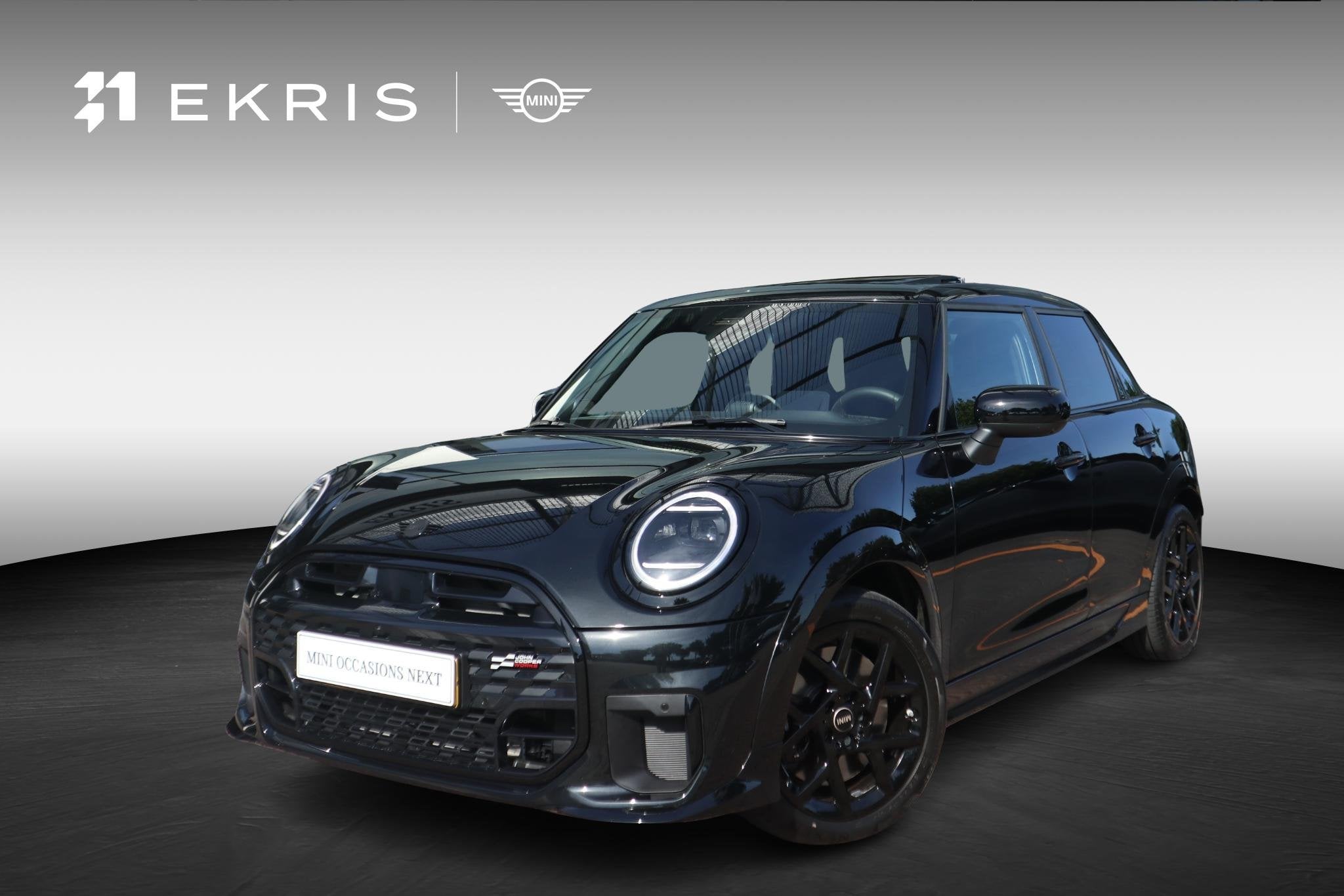 MINI 5-Deurs Cooper C | John Cooper Works uitvoering + Pakke, Gebruikt, 156 pk, Met garantie (alle), Leder en Stof