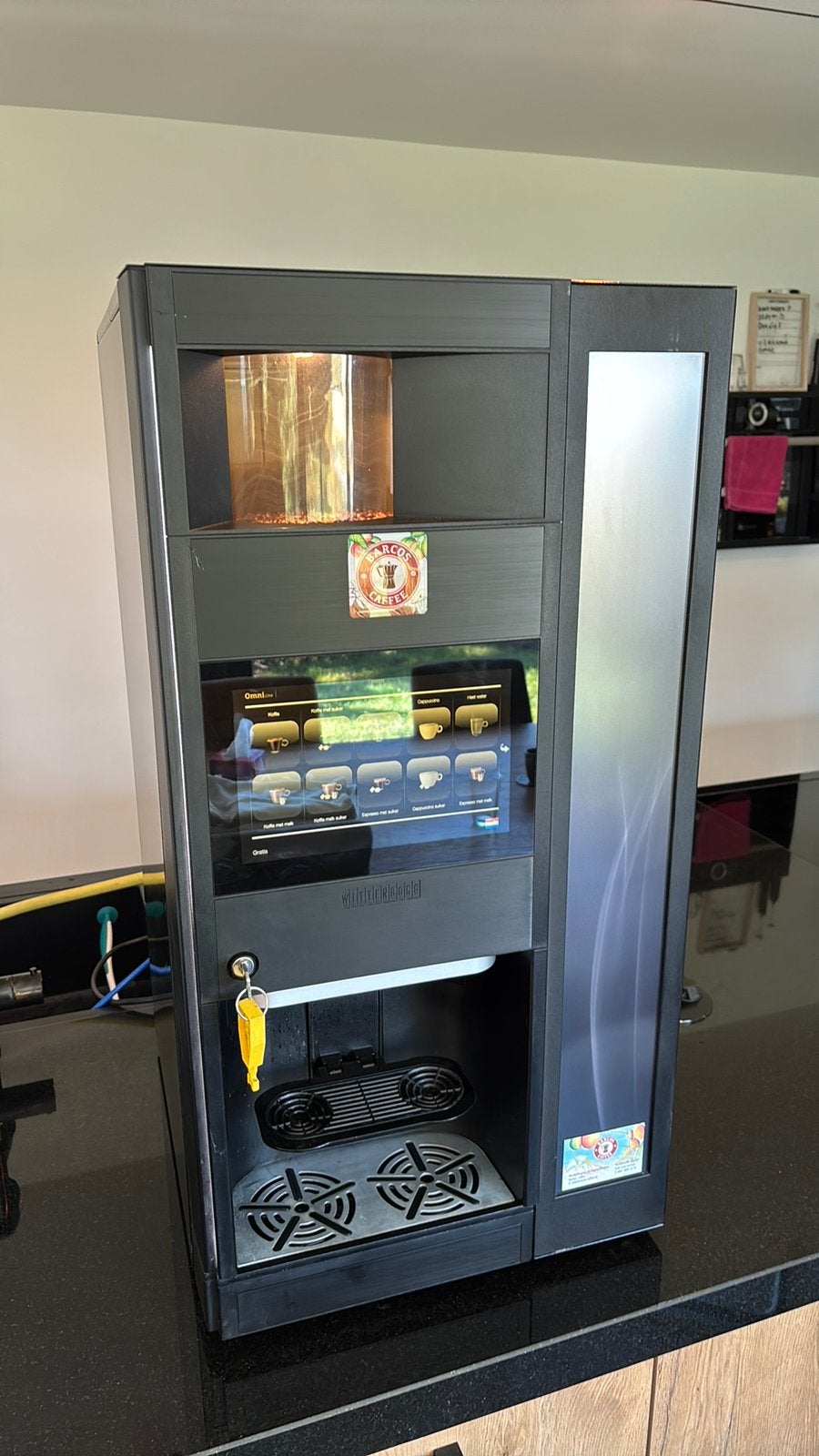 Bonen koffie maxhine, Ophalen, Gebruikt, 10 kopjes of meer, Koffiemachine