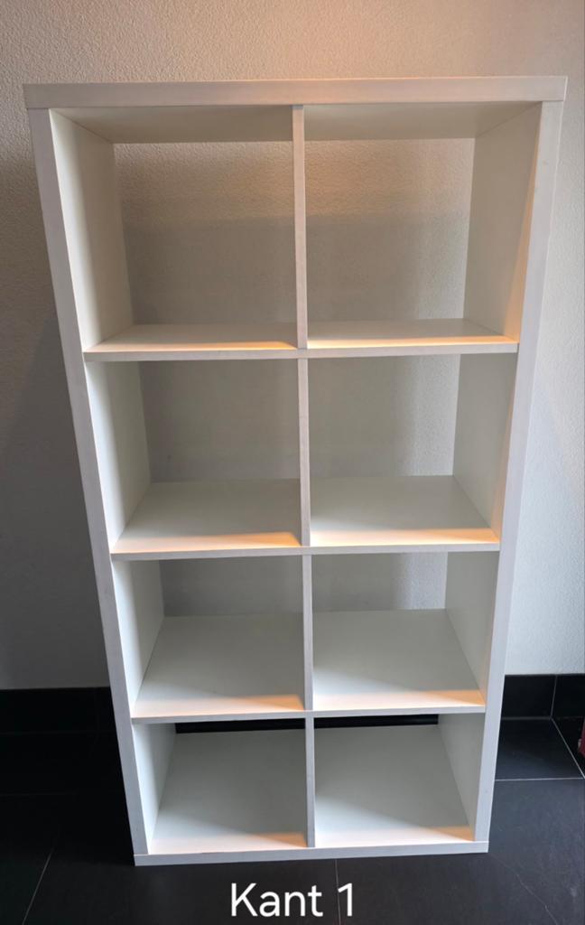 Witte vakkenkast met 8 vakken, Ophalen, Met plank(en), Gebruikt, 100 tot 150 cm