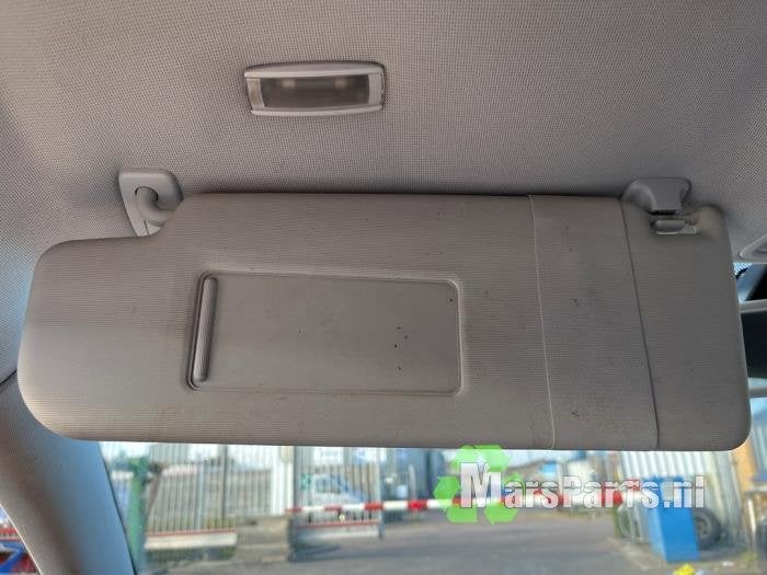 Zonneklep van een Volkswagen Passat, Gebruikt, -, Volkswagen, -