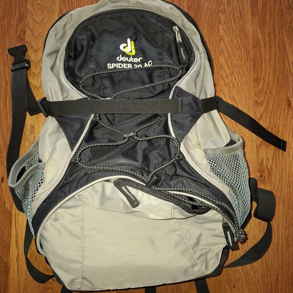 Deuter Spider 20 AC rugzak met regenhoes, Gebruikt, 25 tot 40 cm, Ophalen of Verzenden, Waterdicht
