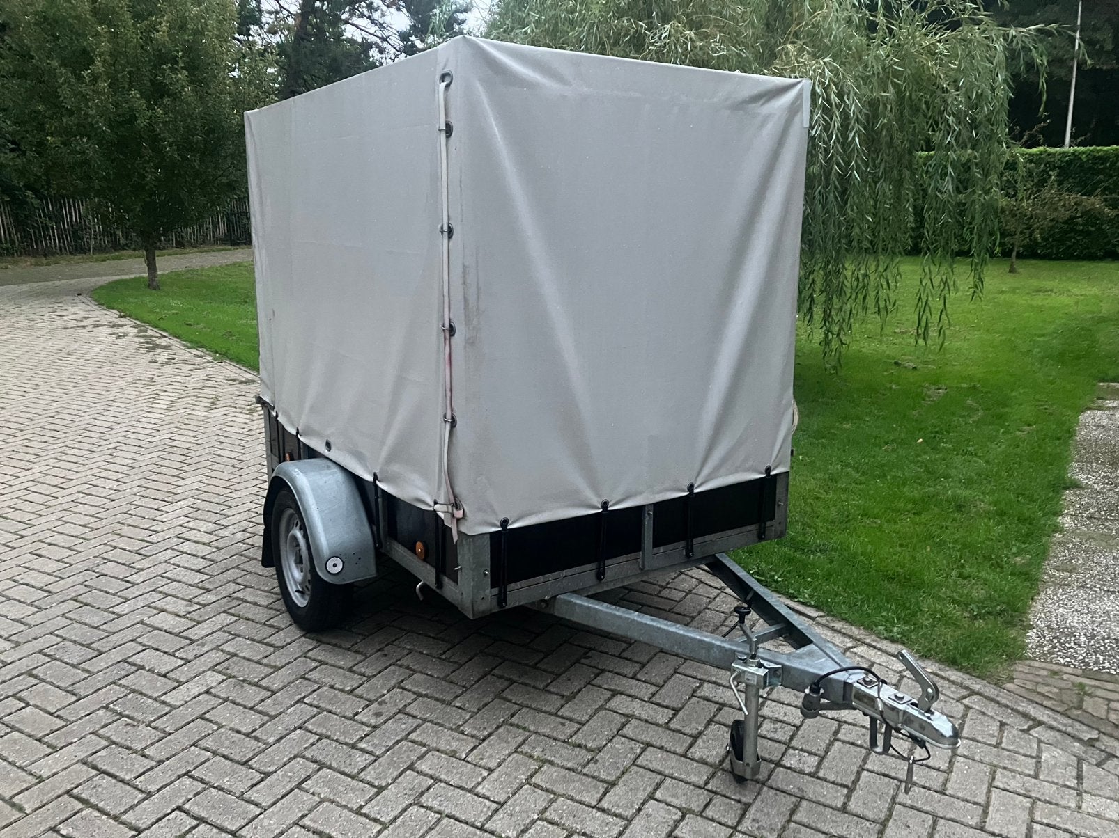 750 kg huif aanhanger gesloten aanhangwagen trailer, Ophalen, Gebruikt