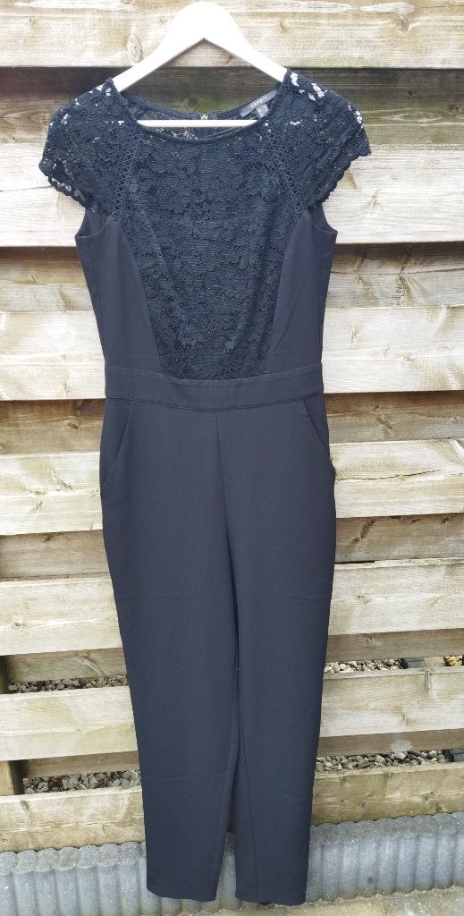 Esprit Jumpsuit Met Kant Maat 34, Kleding | Dames, Jumpsuits, Zwart, Ophalen of Verzenden, Zo goed als nieuw, Maat 34 (XS) of kleiner