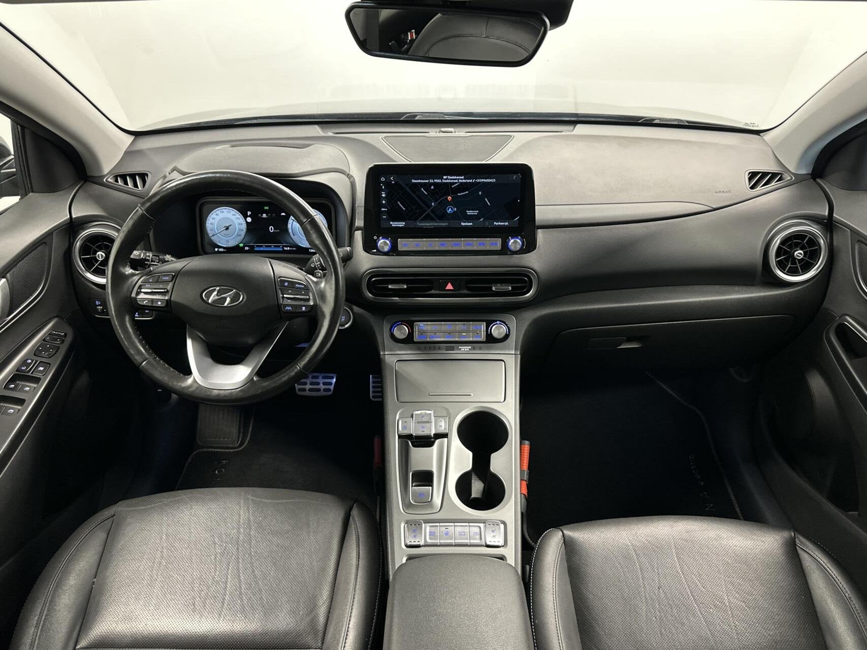 Hyundai Kona EV Fashion 64 kWh|SOH 100%|Warmtepomp|Carplay|N, Auto's, Hyundai, Gebruikt, Zwart, Met garantie (alle), Zwart