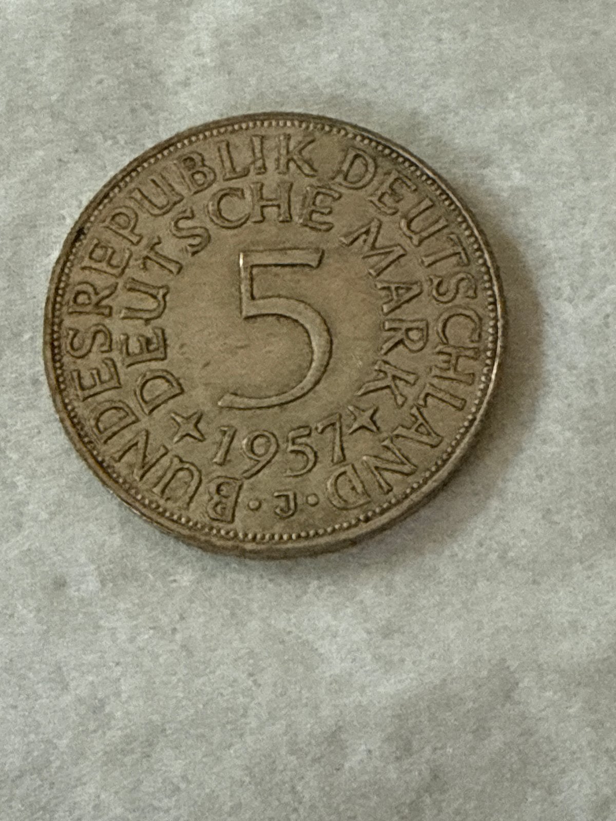 Zeldzame 5 Duitse Mark munt uit 1957 letter J, Ophalen of Verzenden, Duitsland, Losse munt, Zilver