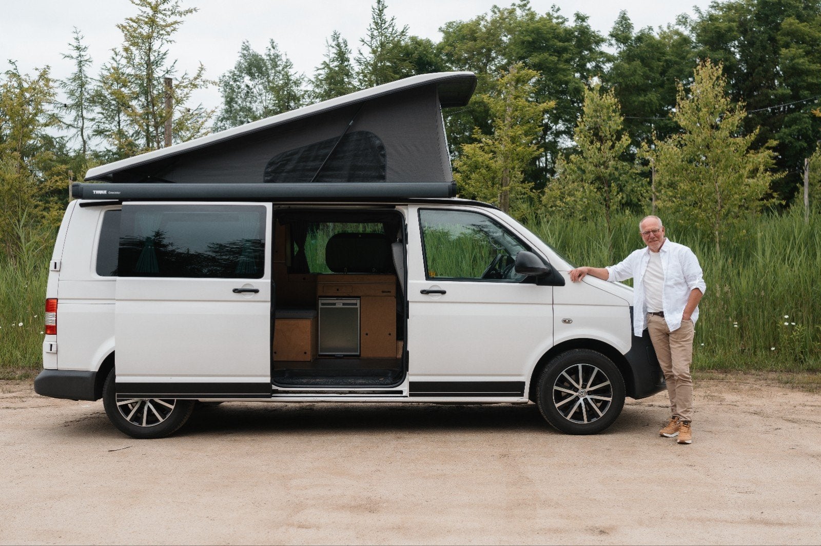 Fraaie en zeer complete VW T5 Camperbus, Chemisch toilet, Buscamper of Camperbus, Volkswagen, Tot en met 2