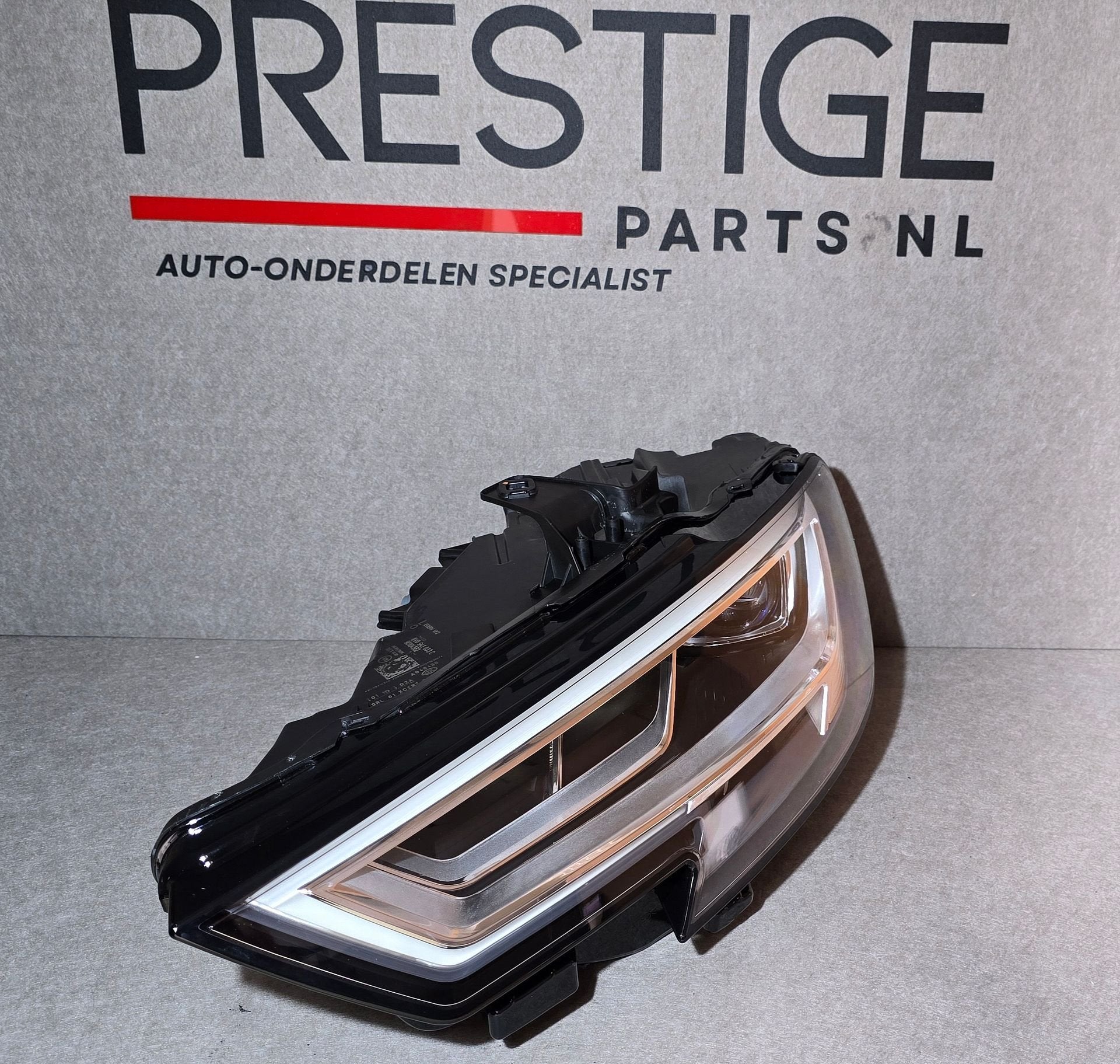 Koplamp Audi A3 8V Facelift S3 E-TRON LED Links 8V0941033C, Auto-onderdelen, Verlichting, Gebruikt, Herkomst onderdeel bekend