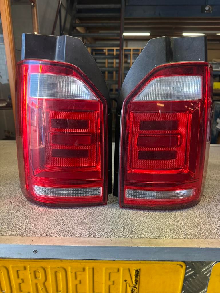 Set achterlichten vw t6 led voor klep, Auto-onderdelen, Verlichting, Ophalen of Verzenden, Gebruikt, Volkswagen