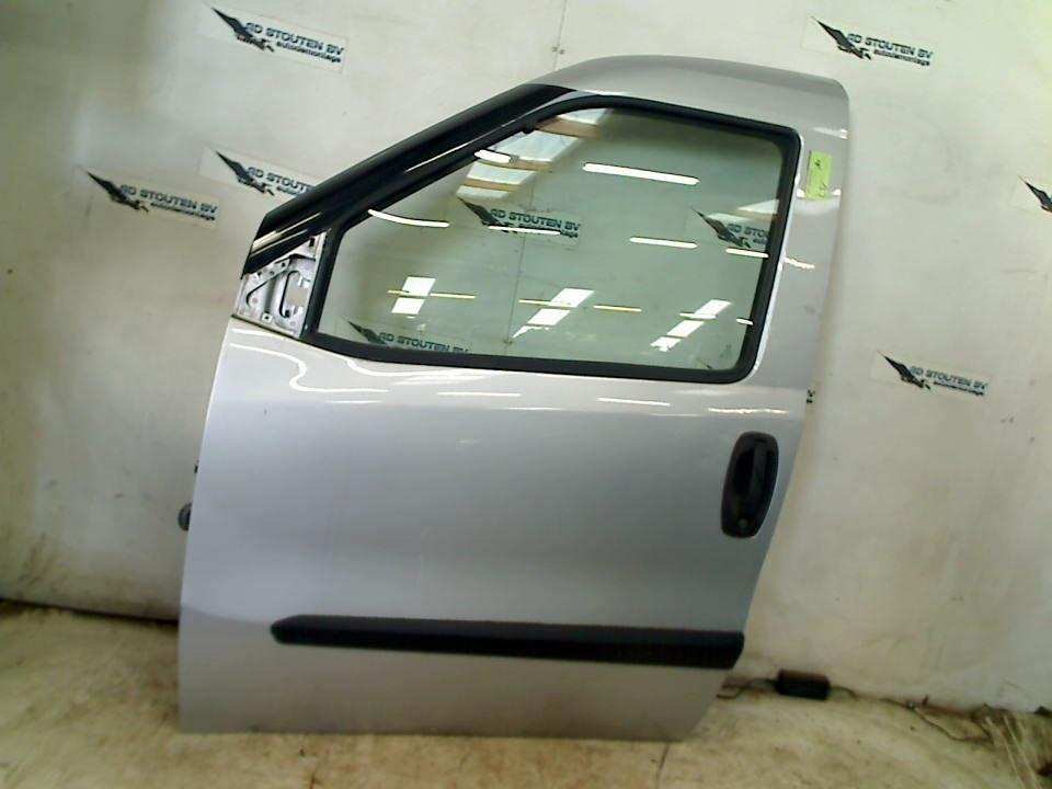 Portier Links Opel Combo (2012-02/2018-12), Gebruikt, Bahnhofsplatz, Rüsselsheim am Main 65423, , Duitsland, Opel, Opel Automobile GmbH