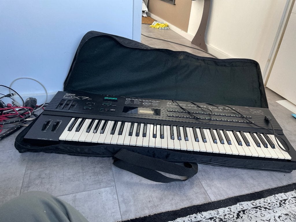 synthesizer iconische import Japan Yamaha dx-7, Yamaha, Ophalen of Verzenden, Met koffer of flightcase, 61 toetsen