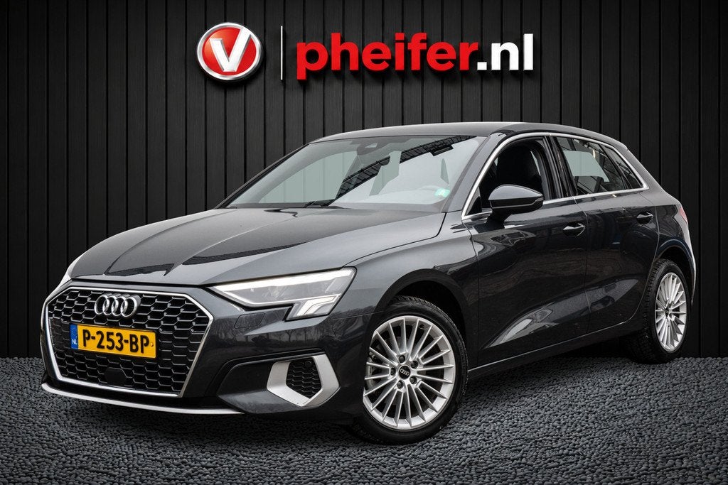 Audi A3 Sportback 30 TFSI Aut. Advanced edition Leer/ Virtua, Auto's, Audi, Gebruikt, Met garantie (alle), 23 km/l, Bedrijf
