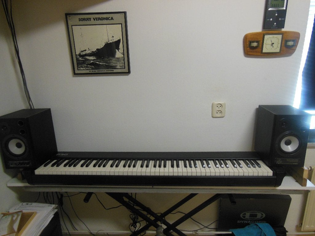 Piano digital Technics sx - p30 met boxen, Ophalen, Gebruikt, Zwart, Digitaal