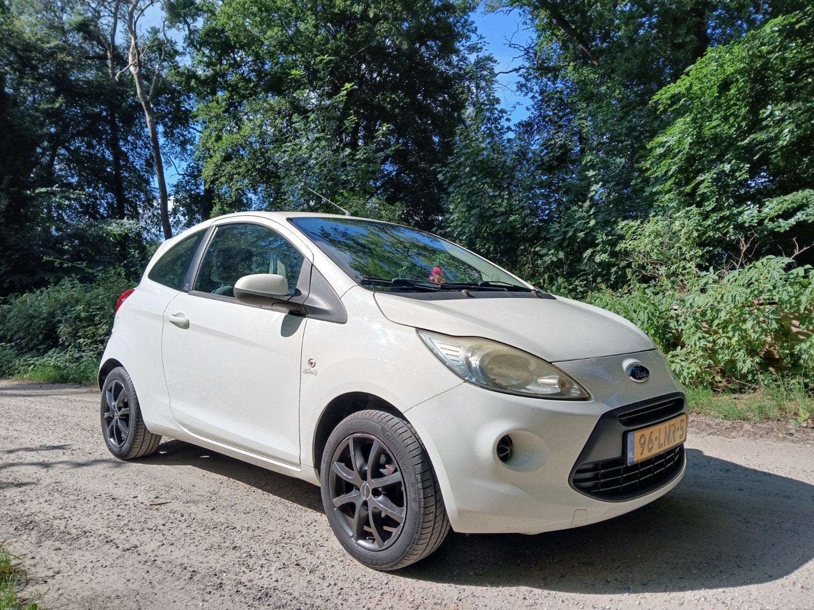 Ford Ka met Carplay 2010 Wit, Auto's, Voorwielaandrijving, Sound system, Stof, 600 kg