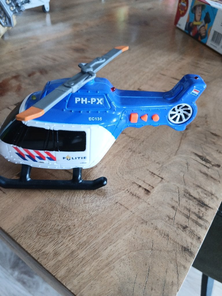 Marineboot , poitiehelicopter, straaljager, Ophalen, Minder dan 10 stukjes, Gebruikt, 4 tot 6 jaar