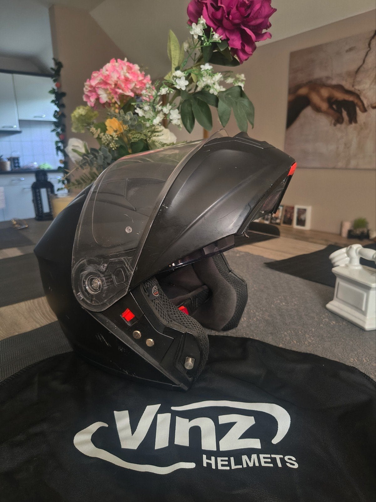 Vinz Systeemhelm Zwart Mat - Maat L, Systeemhelm, Heren, L, Tweedehands