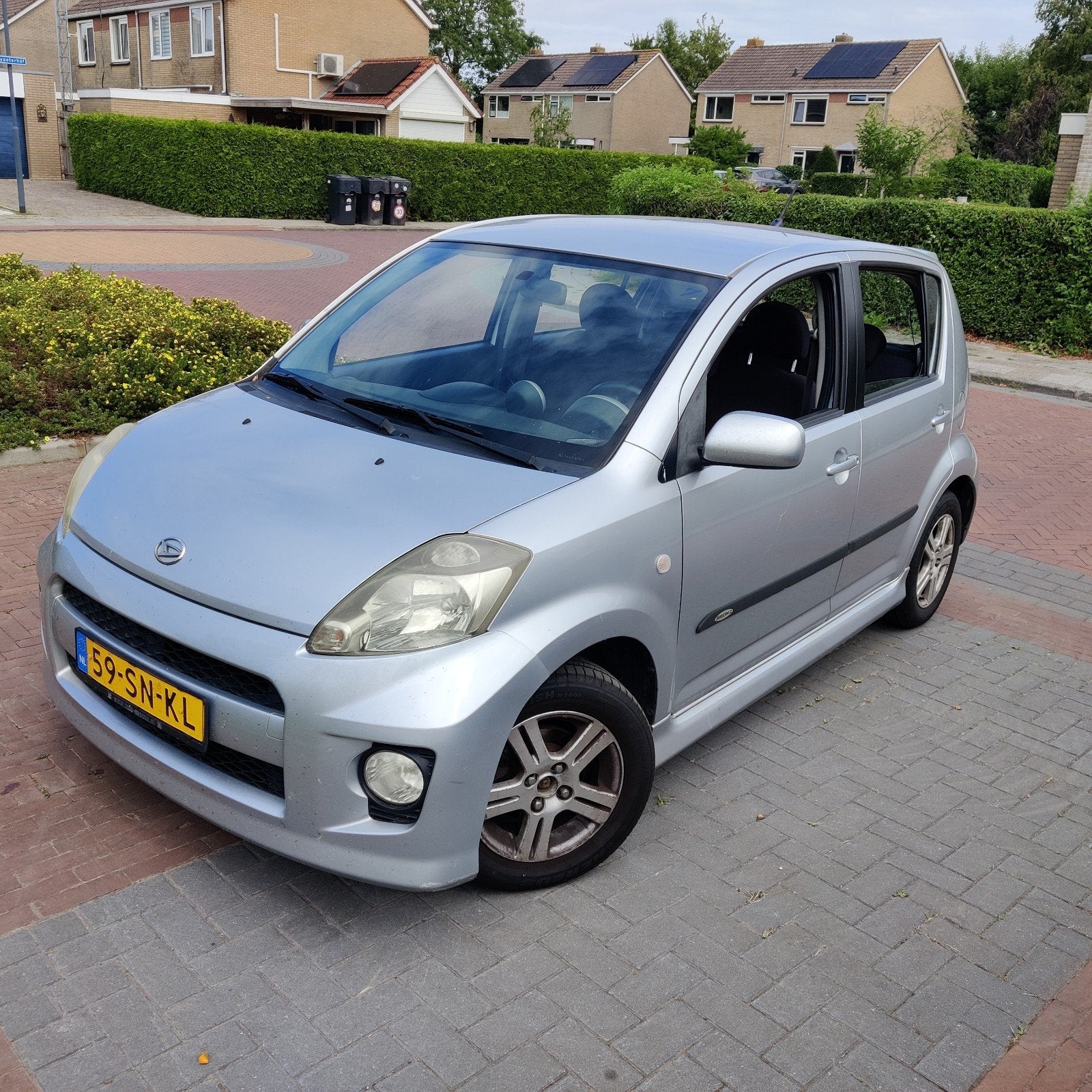 Daihatsu Sirion 1.3 AUT 2006 Grijs, Auto's, Daihatsu, Stof, 4 cilinders, 930 kg, Grijs