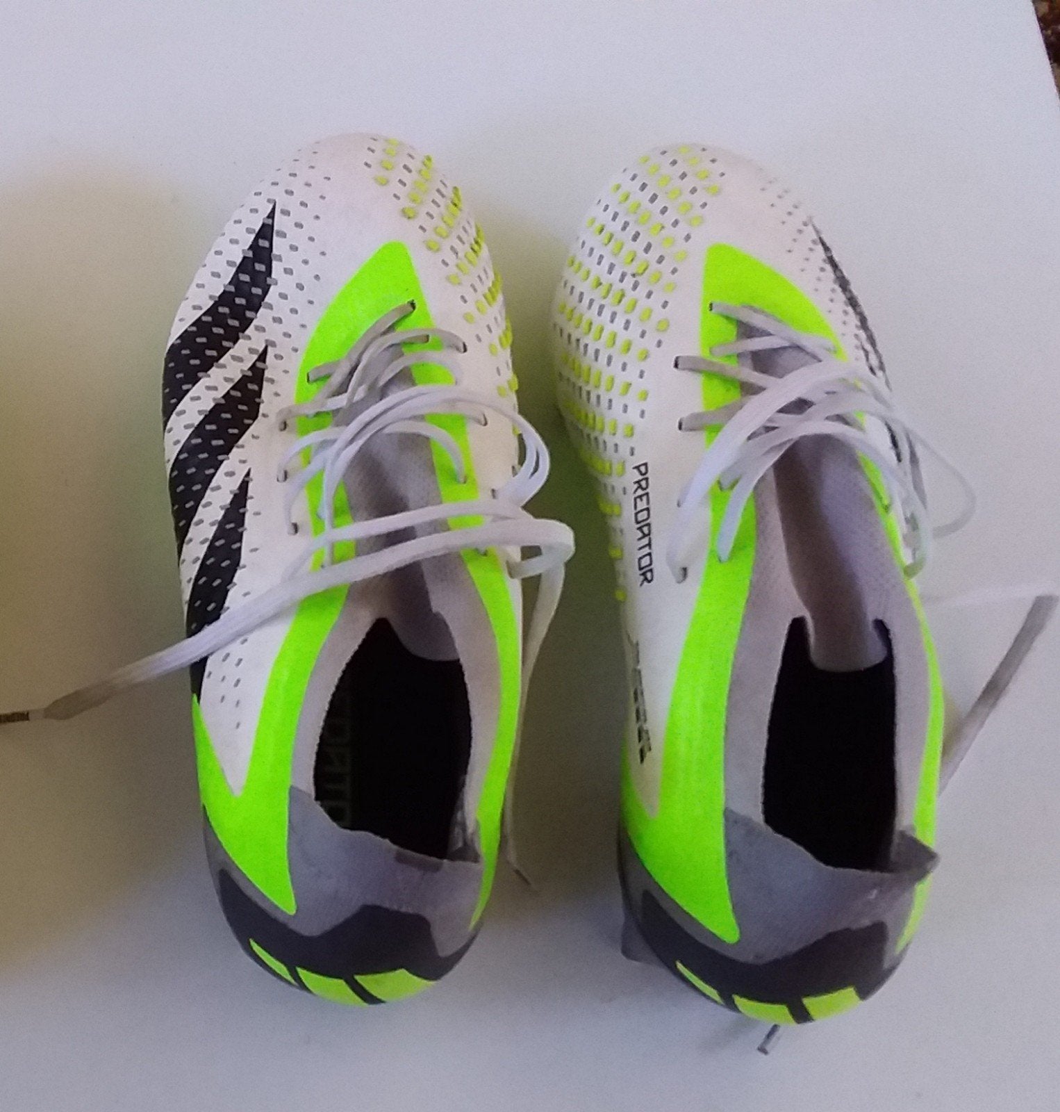 voetbalschoenen,predator maat 41,, Ophalen of Verzenden, Zo goed als nieuw, Schoenen