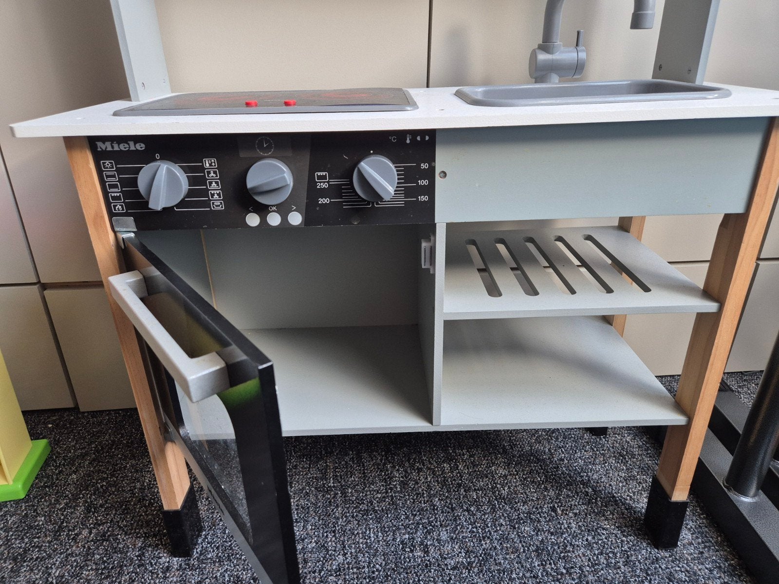 Houten Speelkeuken Miele 70x30x95 cm wasmachine en tas spul, Ophalen, Gebruikt, Hout, Speelkeuken