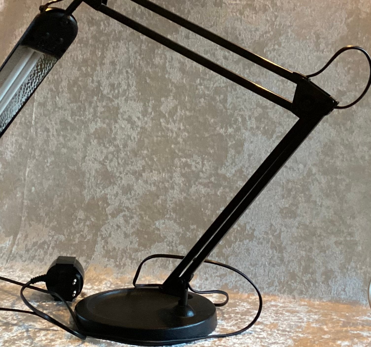 Lival Globaal Bureaulamp met metalen voet, verstelbaar, Bureaulamp, Ophalen of Verzenden, Metaal, Gebruikt
