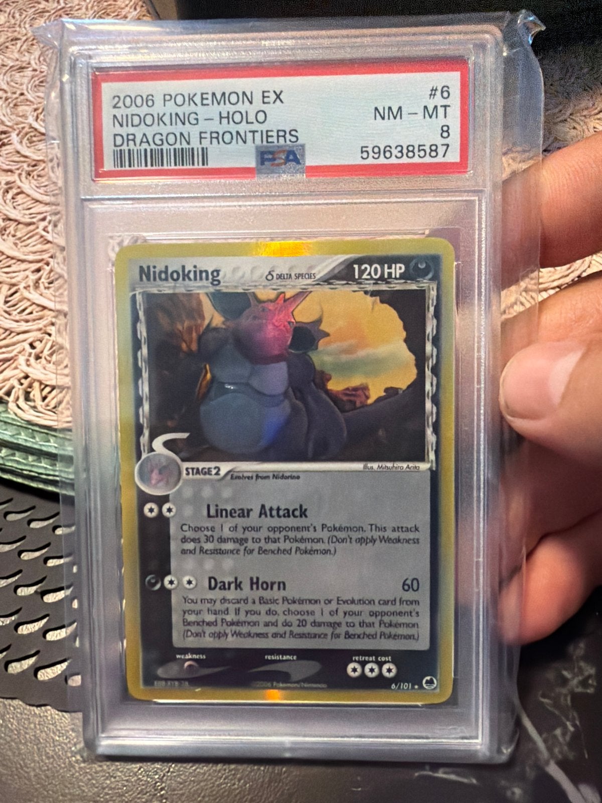 Nidoking Holo Dragon Frontiers PSA 8 Pokémon Kaart, Ophalen of Verzenden, Zo goed als nieuw, Losse kaart