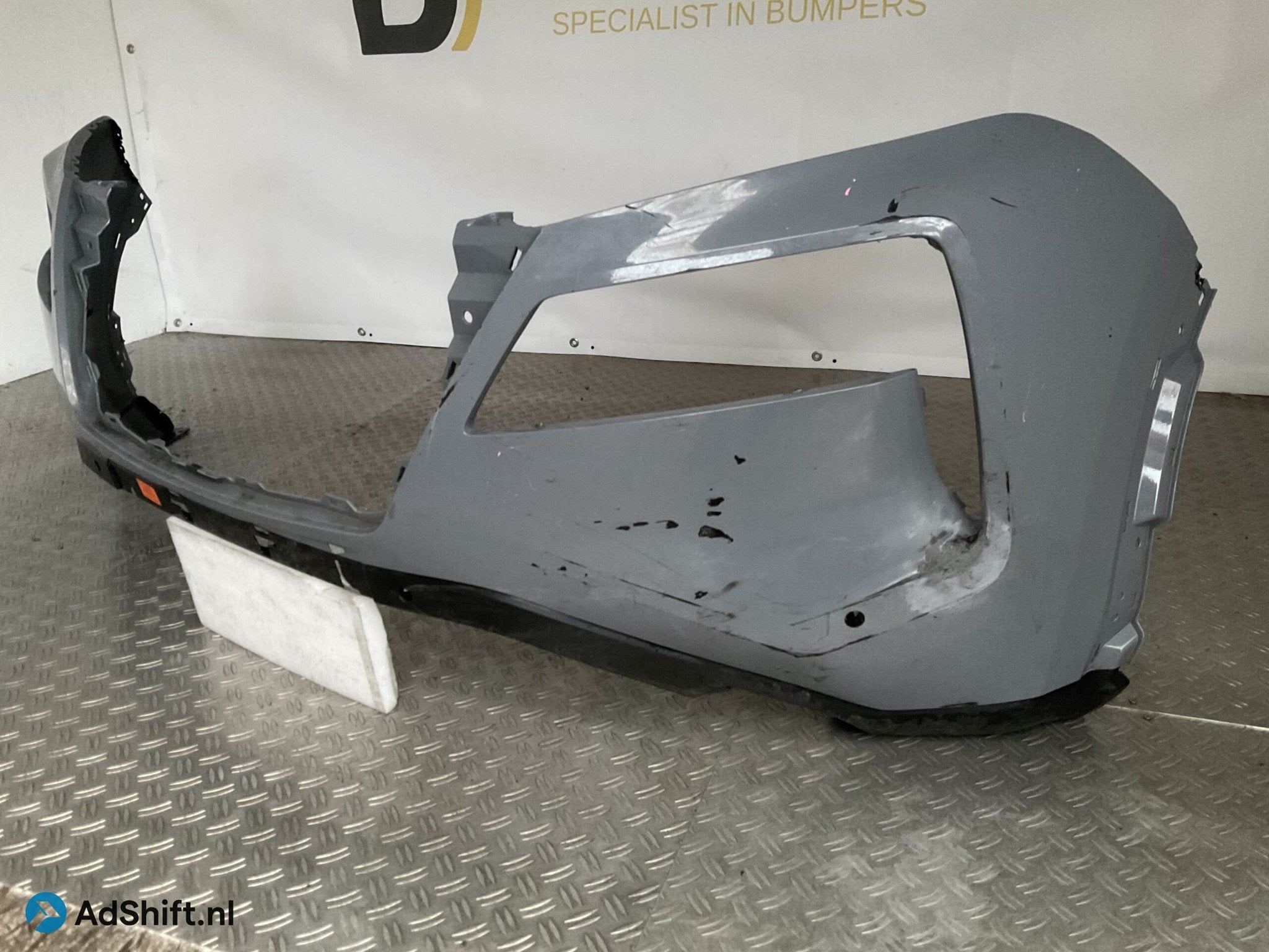 Bumper Nissan XTrail X-Trail T33 pdc 620226RN0H Voorbumper G, Auto-onderdelen, Bumper