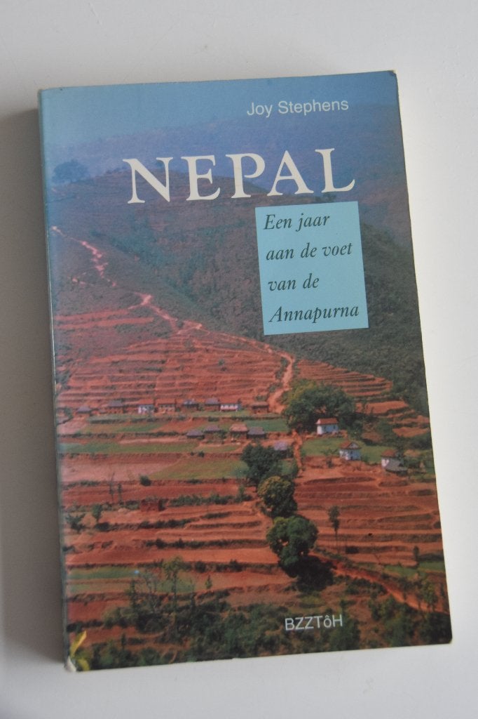 Nepal - Een jaar aan de voet van de Annapurna Joy Stephens, Verzenden, Zo goed als nieuw, Azië