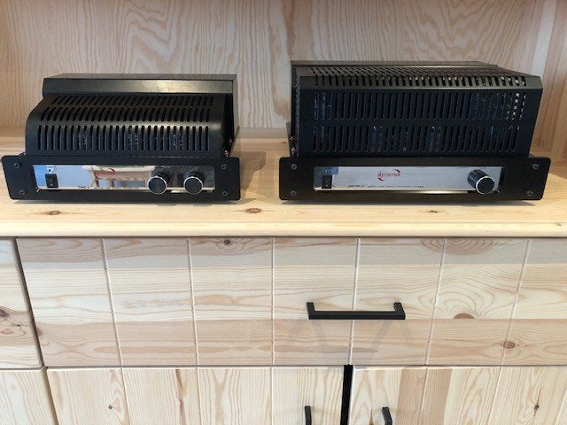 Dynavox TPR-1 pre en VR70E-2 eindversterker, Ophalen of Verzenden, Zo goed als nieuw, Overige merken, Losse componenten