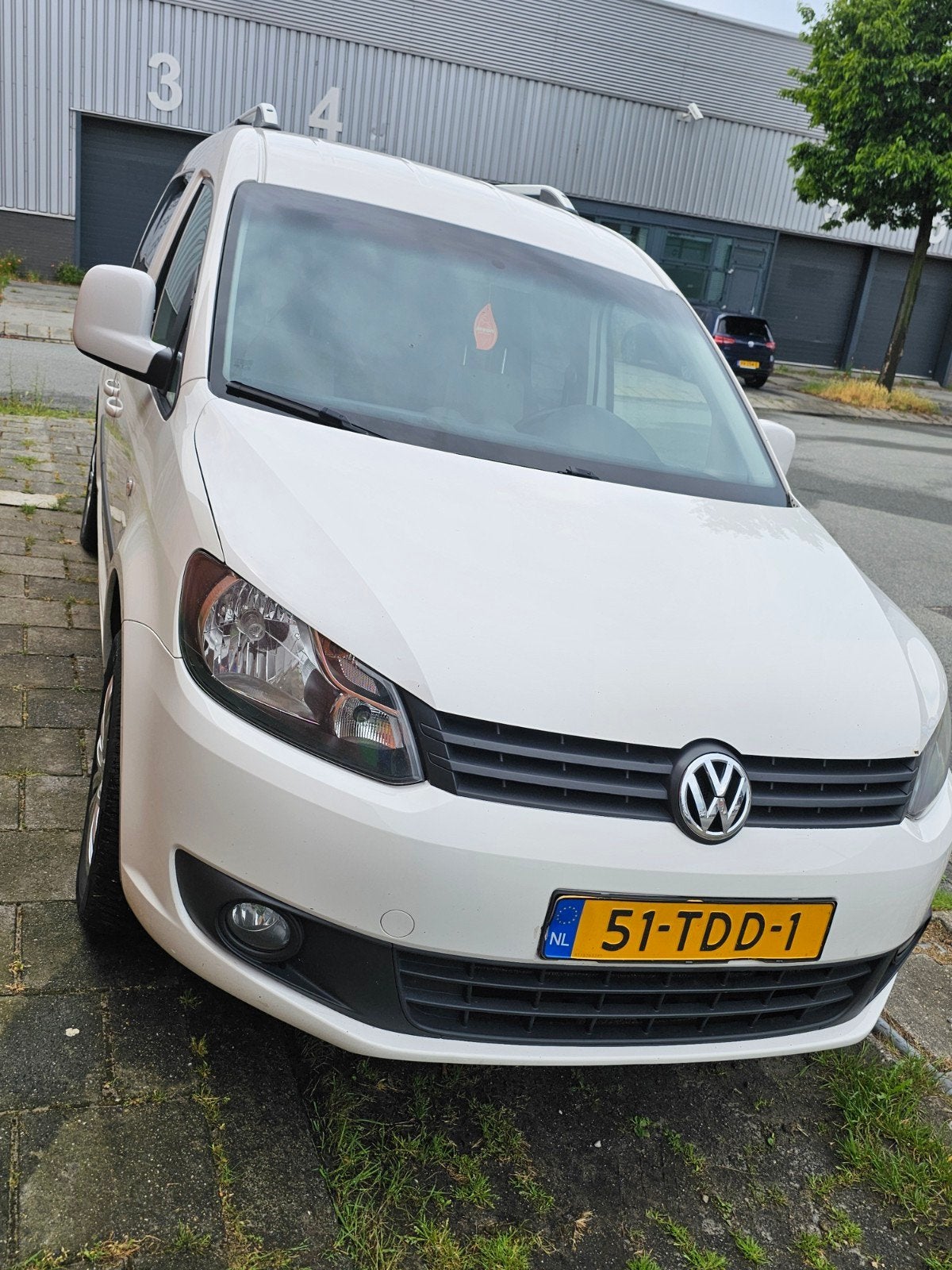 Volkswagen Caddy 1.6 TDI 75KW Maxi Combi 7P 2012 Wit, Auto's, Bestelauto's, Voorwielaandrijving, 4 cilinders, Volkswagen, 7 stoelen