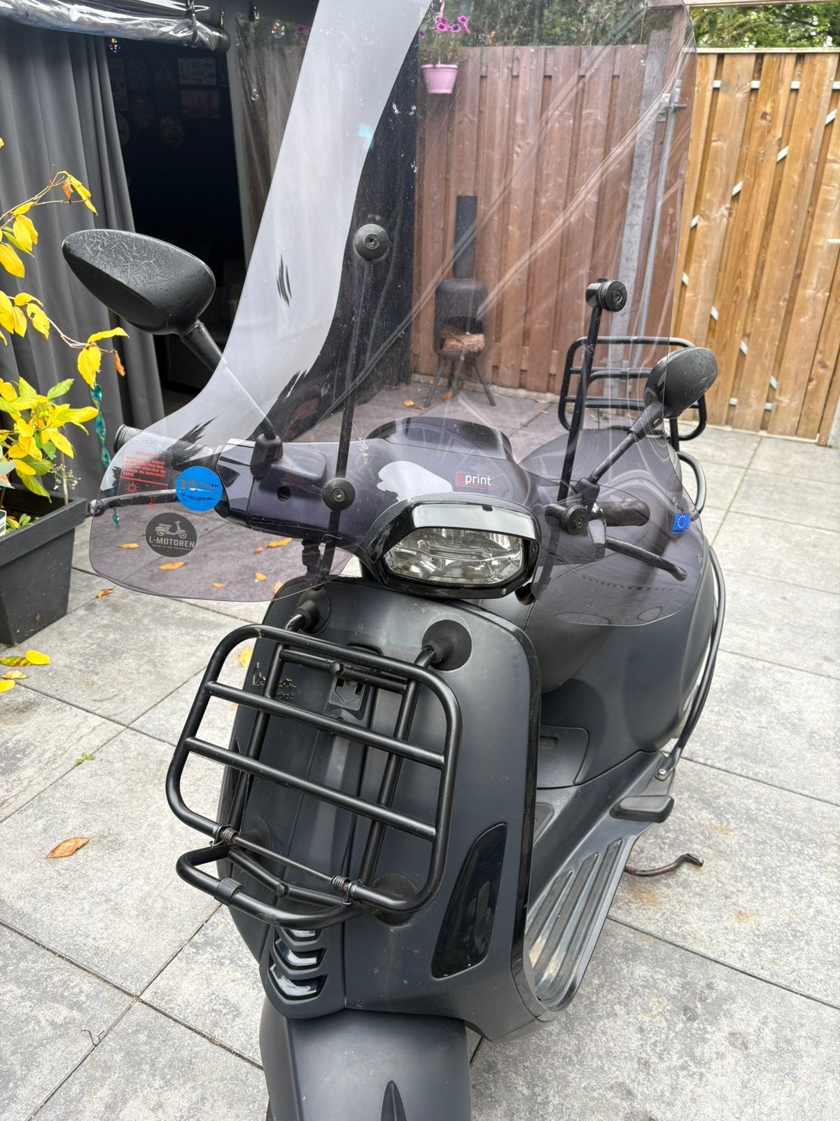 Vespa Sprint 125, Ophalen, Gebruikt, Benzine, Vespa